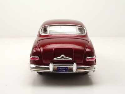 Mercury Coupe 1949 rot metallic Modellauto 1:24 Motormax