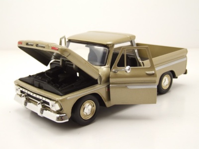 Chevrolet C-10 Fleetside Pick Up 1966 gold Modellauto 1:24 Motormax