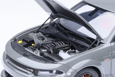 Dodge Charger Scat Pack Widebody grau Modellauto 1:18 Autoart
