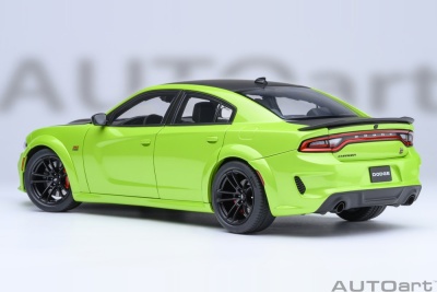 Dodge Charger Scat Pack Widebody sublime grün...