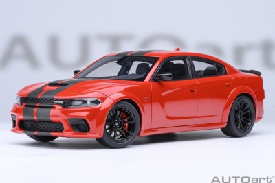 Dodge Charger Scat Pack Widebody rot Modellauto 1:18 Autoart