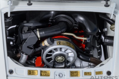 Porsche 911 Carrera 2.7 RS weiß rot Modellauto 1:18 Autoart