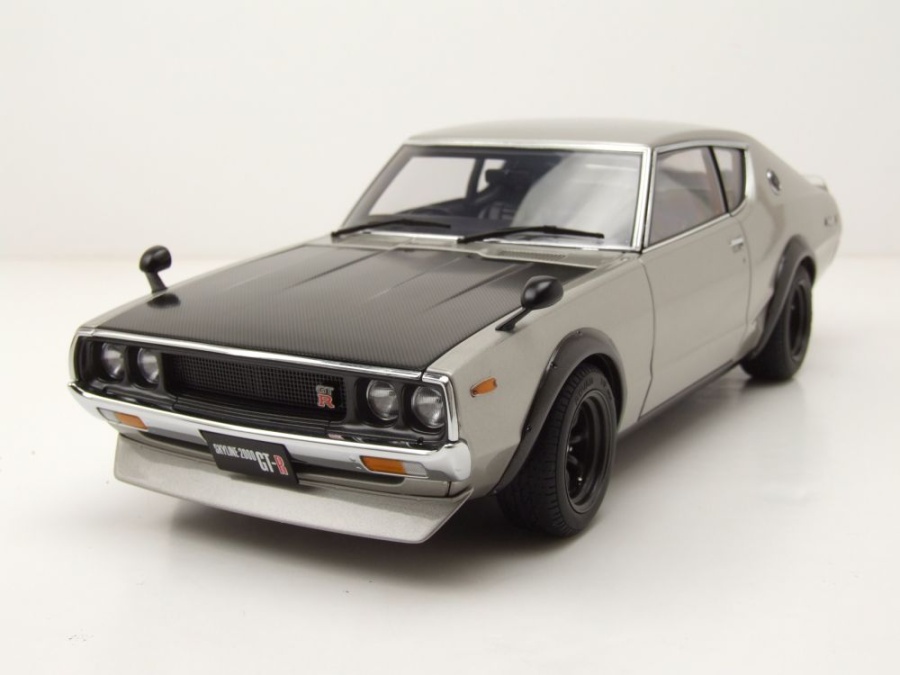 Nissan Skyline 2000 GT-R SPEZ (KPGC110) Tuned Version 1973 silber Modellauto 1:18 Autoart