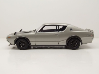 Nissan Skyline 2000 GT-R SPEZ (KPGC110) Tuned Version 1973 silber Modellauto 1:18 Autoart
