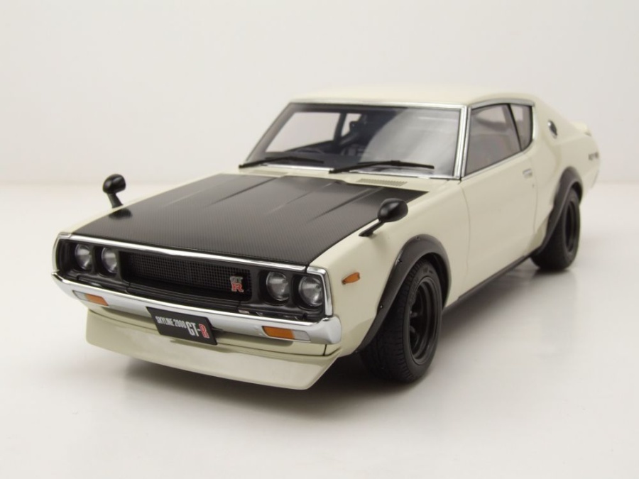 Nissan Skyline 2000 GT-R SPEZ (KPGC110) Tuned Version 1973 weiß Modellauto 1:18 Autoart
