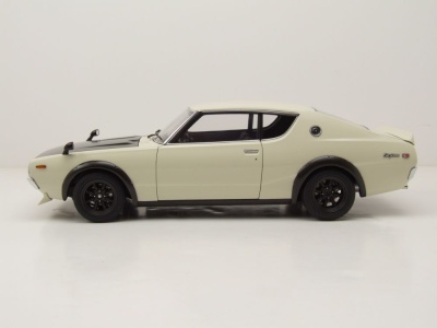 Nissan Skyline 2000 GT-R SPEZ (KPGC110) Tuned Version 1973 weiß Modellauto 1:18 Autoart