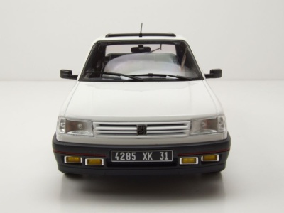 Peugeot 309 GTi 1987 weiß Modellauto 1:18 Norev
