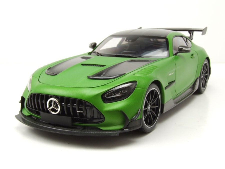 Mercedes-AMG GT Black Series 2021 Minichamps 1/18