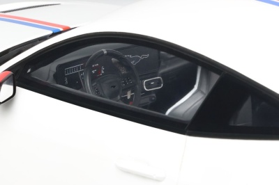 Ford Mustang GTD Spirit of America 2025 weiß Modellauto 1:18 GT Spirit