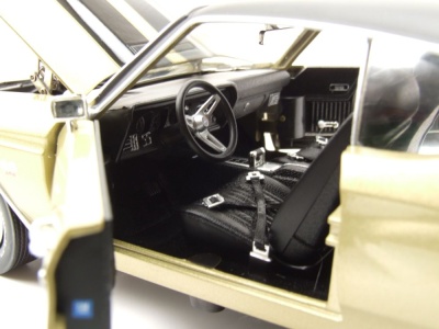 Chevrolet Chevelle SS MCACN 1970 gold metallic Modellauto 1:18 Auto World