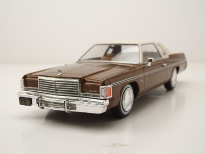 Dodge Royal Monaco Coupe 1977 braun beige Modellauto 1:24...