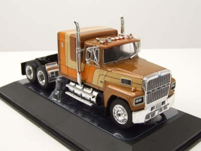 Ford LTL 9000 Zugmaschine 1978 braun metallic Modellauto 1:64 ixo models