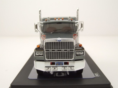 Ford LTL 9000 Zugmaschine 1978 grau metallic schwarz Modellauto 1:43 ixo models