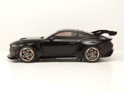 Ford Mustang GTD 2025 schwarz Modellauto 1:18 MCG