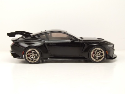 Ford Mustang GTD 2025 schwarz Modellauto 1:18 MCG