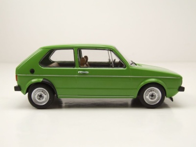 VW Golf 1 1974 grün Modellauto 1:24 Whitebox