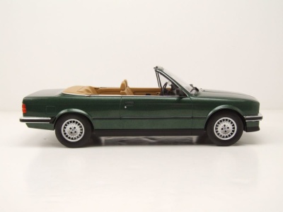 BMW 325i Cabrio E30 1985 dunkelgrün metallic Modellauto 1:18 MCG