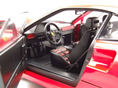 Ferrari 288 GTO 1984 rot Modellauto 1:12 KK Scale