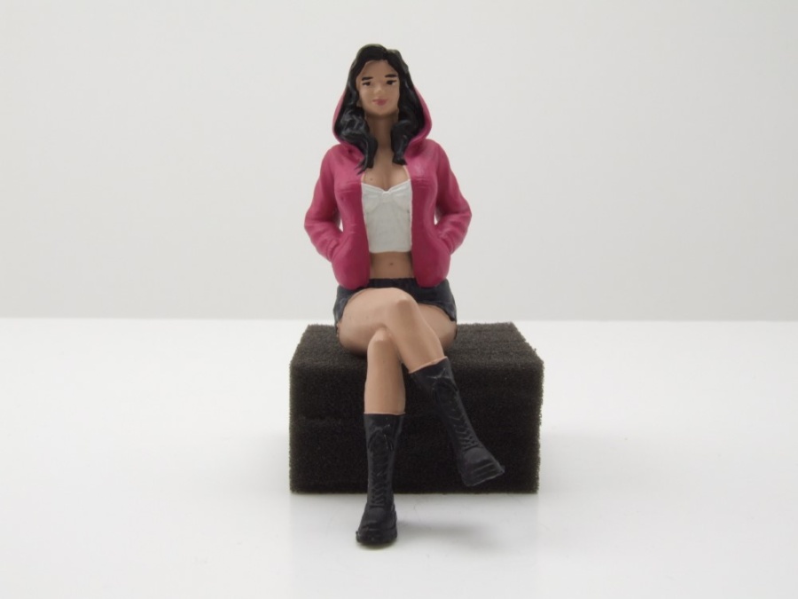 Figur Mathilda für 1:18 Atlantic