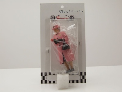 Figur Queen pink für 1:18 Cartrix