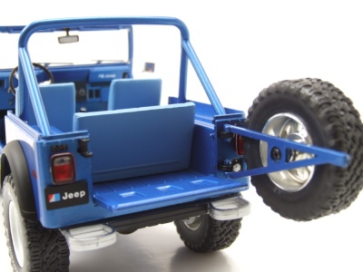 Jeep CJ-7 Renegade 1978 blau metallic Modellauto 1:18 Greenlight Collectibles