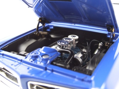 Pontiac GTO 1966 blau weiß Modellauto 1:18 Highway 61