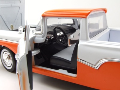 Ford Ranchero Pick Up 1957 orange weiß Modellauto 1:18 Lucky Die Cast