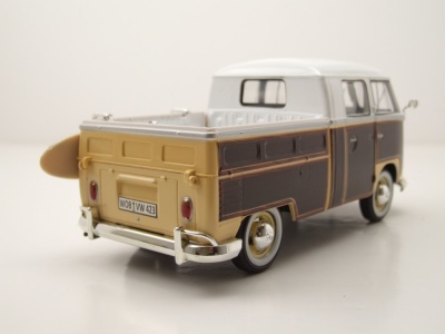 VW T1 Pritsche mit Surfbrett creme braun Modellauto 1:24...