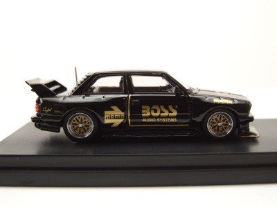 BMW E30 Boss schwarz gold Modellauto 1:64 Street Weapon