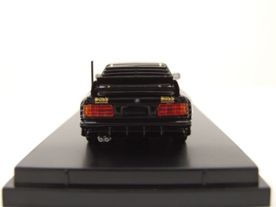 BMW E30 Boss schwarz gold Modellauto 1:64 Street Weapon