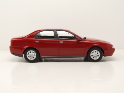 Alfa Romeo 166 1999 rot Modellauto 1:18 Triple9