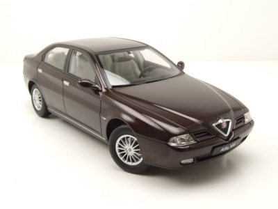 Alfa Romeo 166 1999 schwarz metallic Modellauto 1:18 Triple9