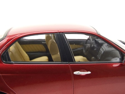Alfa Romeo 156 1998 rot metallic Modellauto 1:18 Triple9
