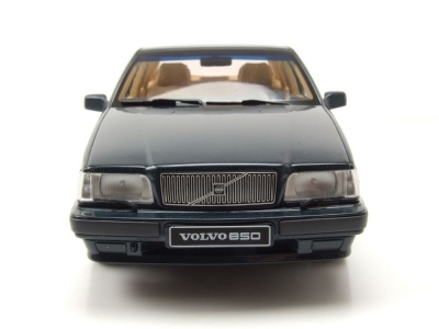 Volvo 850 1993 grün metallic Modellauto 1:18 Triple9