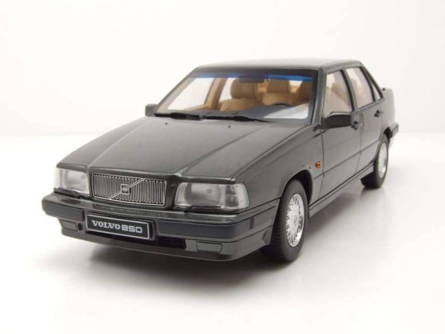 Triple 9 1/18 ボルボ VOLVO 960 1996 Amazon | Triple 9 1/18 Volvo 960 1996 シルバー ボルボ