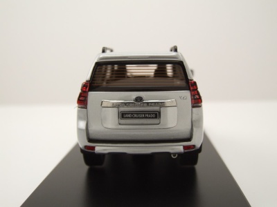 Toyota Land Cruiser Prado 2018 silber Modellauto 1:43 Vitesse