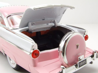 Ford Crown Victoria 1955 rosa weiß Modellauto 1:18 Lucky Die Cast