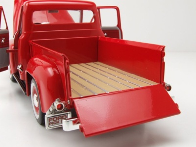 Ford F-100 Pick Up 1953 rot Modellauto 1:18 Lucky Die Cast