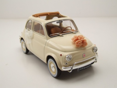 Fiat 500 L 1968 creme Hochzeitsgeschenk Modellauto 1:18 Norev