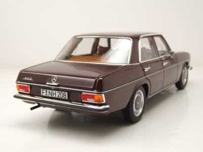Mercedes 200 /8 Strichachter W115 1968 dunkelrotbraun...