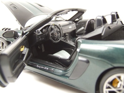 Porsche 718 Spyder RS Weissach 2023 dunkelgrün Modellauto 1:18 Norev