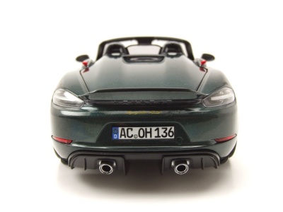Porsche 718 Spyder RS Weissach 2023 dunkelgrün Modellauto 1:18 Norev