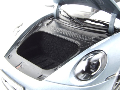 Porsche 911 Carrera 2025 silber Modellauto 1:18 Norev