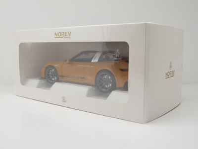 Porsche 911 Targa 4 GTS 2025 gelb Modellauto 1:18 Norev