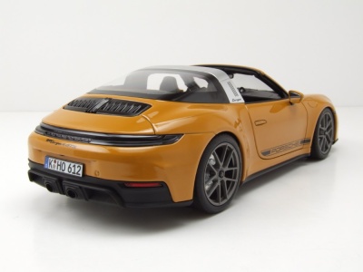 Porsche 911 Targa 4 GTS 2025 gelb Modellauto 1:18 Norev