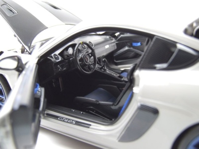 Porsche Cayman GT4 RS Weissach Package 2023 kreide grau Modellauto 1:18 Norev