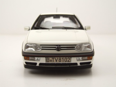 VW Golf 3 GTI 1996 weiß Modellauto 1:18 Norev