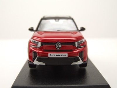 Citroen C3 Aircross 2025 rot schwarz Modellauto 1:43 Norev