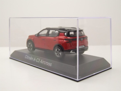 Citroen C3 Aircross 2025 rot schwarz Modellauto 1:43 Norev