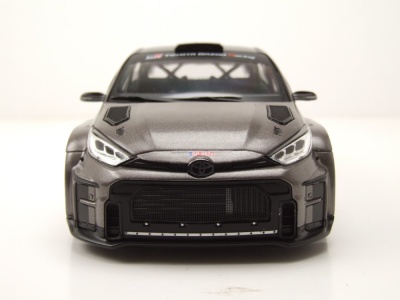 Toyota GR Yaris Rallye2 2024 matt grau Modellauto 1:18 ixo models